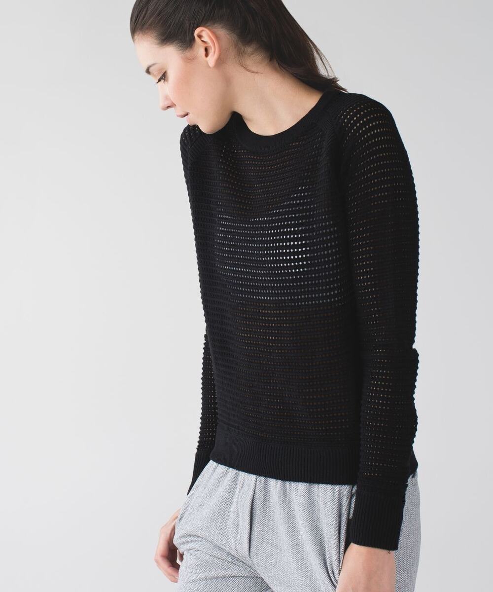 Lululemon Womens Sweater M Devi Crew Pointelle Black Open Knit Thumbholes
